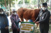 Jokowi Beri Limousin ke Sabilal Muhtadin